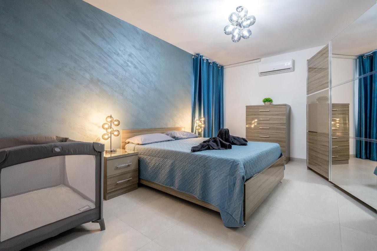 Brand New 3Br Apartment Close To All Amenities 세인트폴스베이 외부 사진