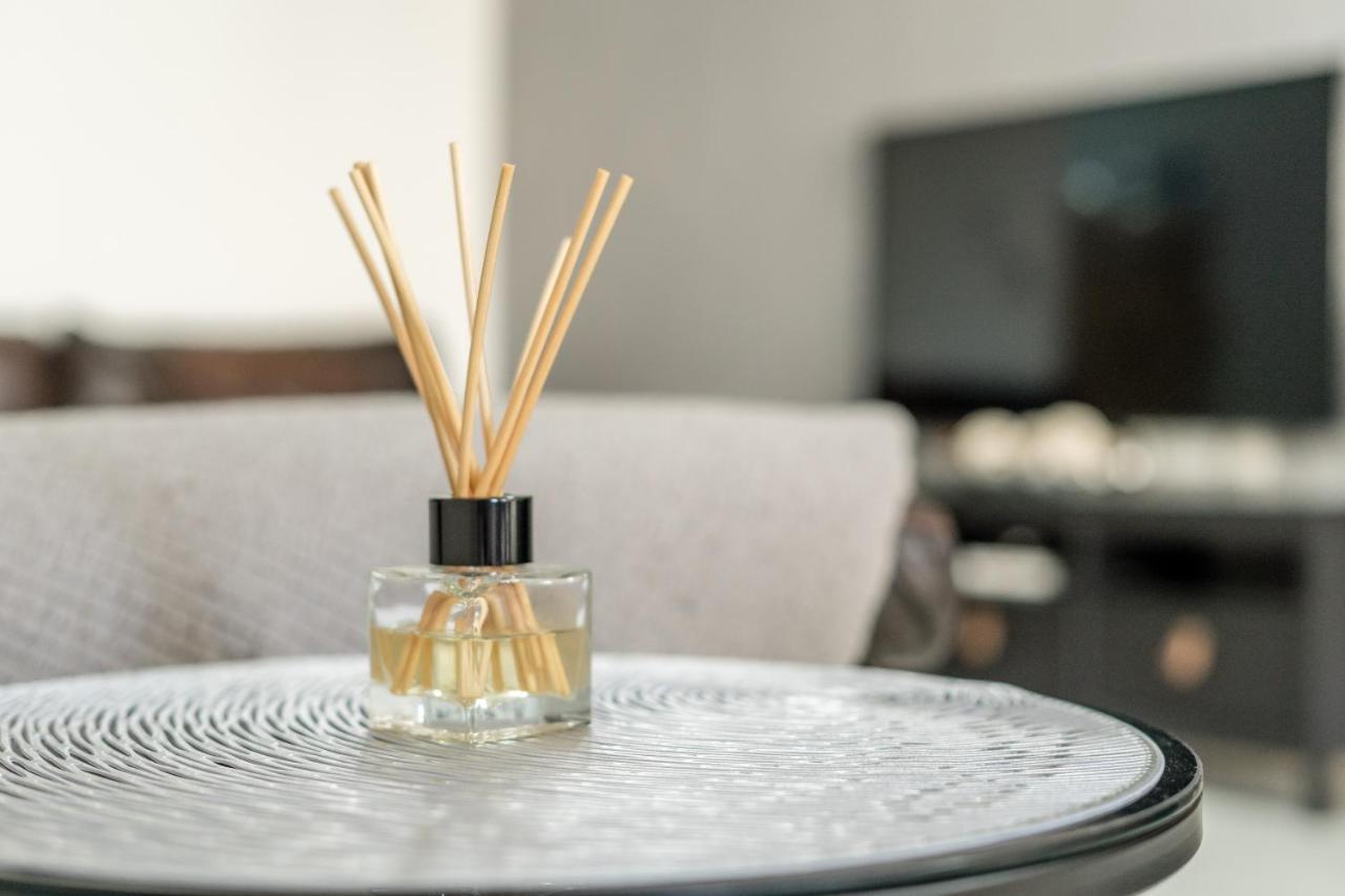Brand New 3Br Apartment Close To All Amenities 세인트폴스베이 외부 사진